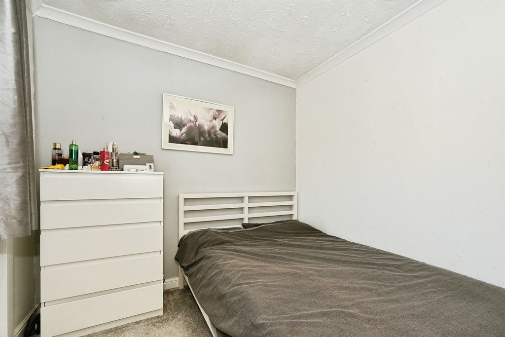Additional image 9 of 4 bed detached house for saleBoundary Close, Swindon SN2
