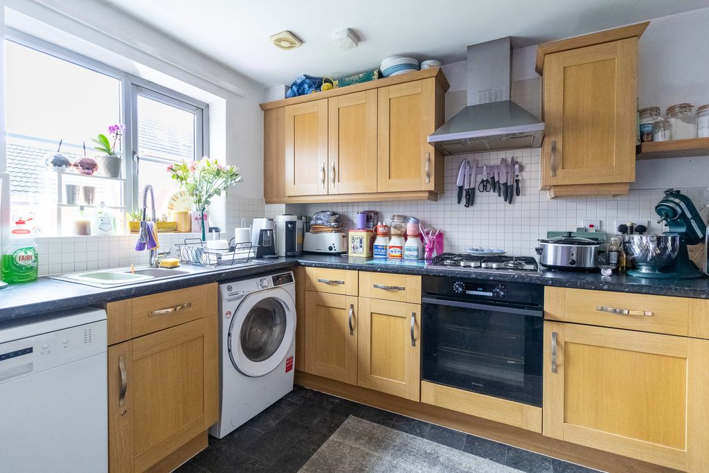 Additional image 7 of 3 bed terraced house for saleOtter Row, Swindon SN3