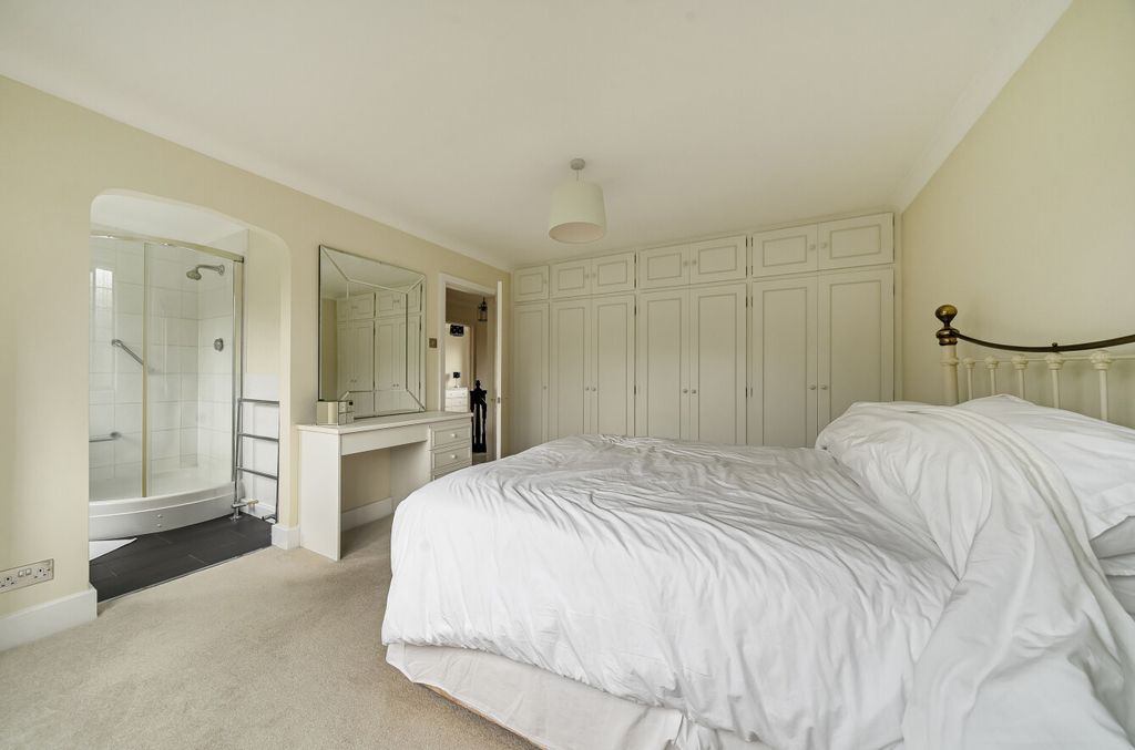 Additional image 11 of 4 bed detached house for saleRose Hill, Binfield, Bracknell RG42