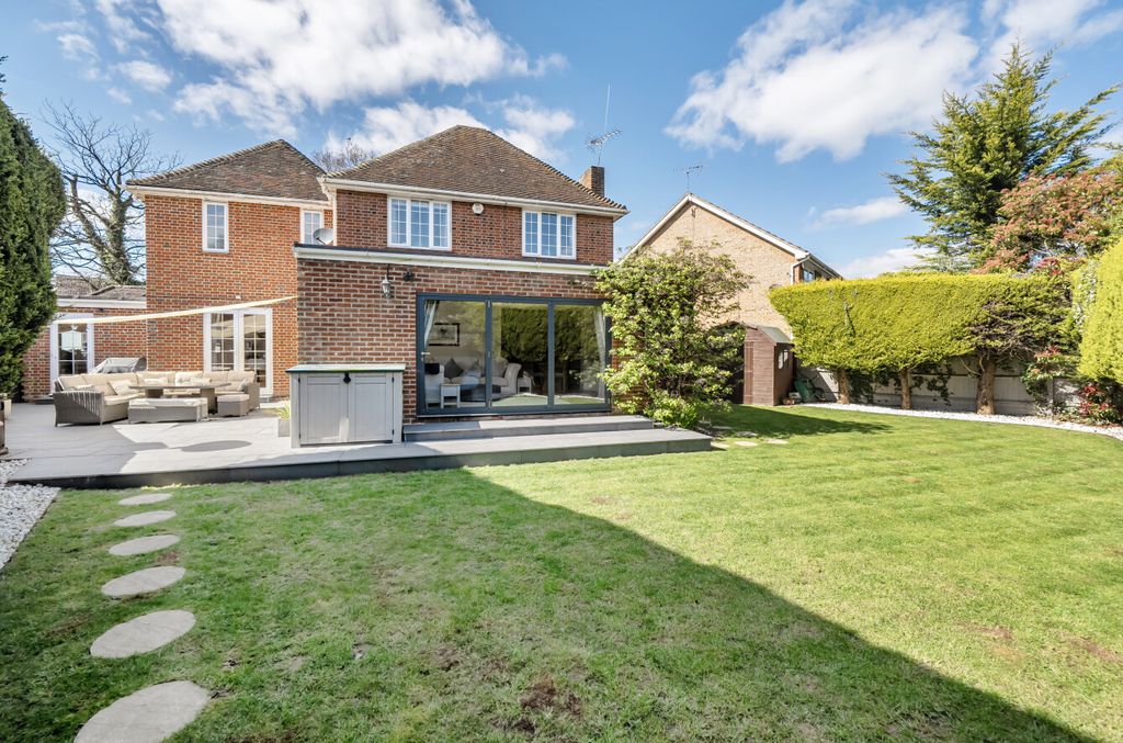 Additional image 2 of 4 bed detached house for saleJigs Lane South, Warfield, Bracknell RG42