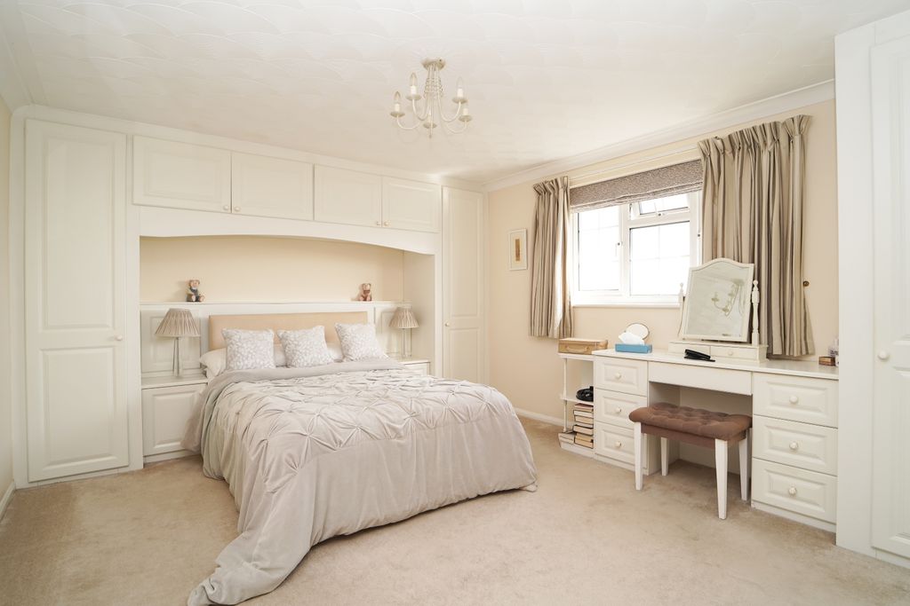 Additional image 7 of 4 bed detached house for saleBiddel Springs, Highworth SN6