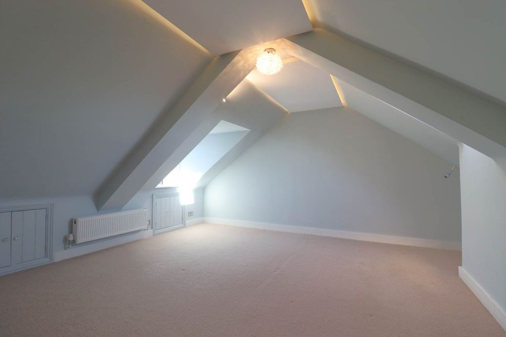 Additional image 14 of 4 bed detached house for saleOxford Street, Ramsbury, Marlborough SN8