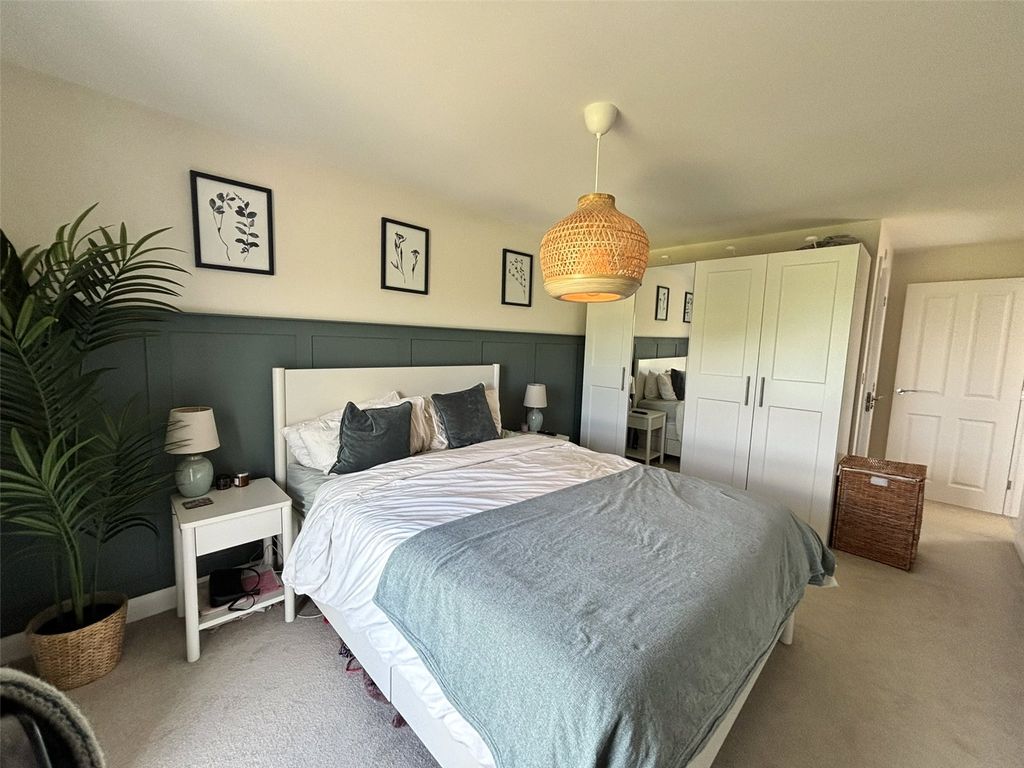 Additional image 8 of 2 bed semi-detached house for saleRusset Close, Swindon, Wiltshire SN1