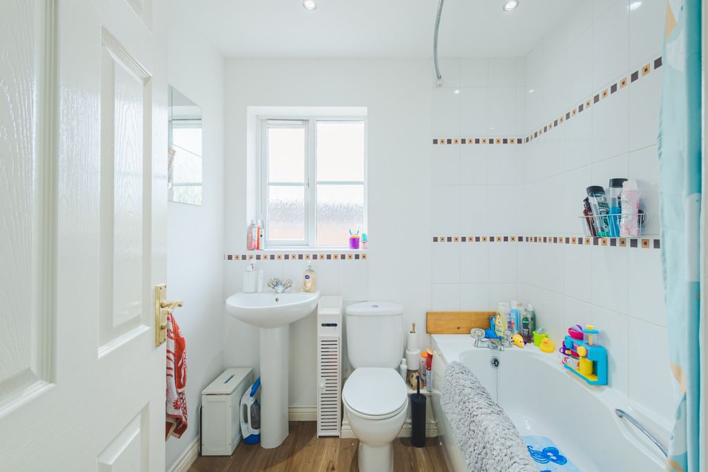 Additional image 10 of 3 bed end terrace house for saleWinton Road, Swindon, Wiltshire SN3