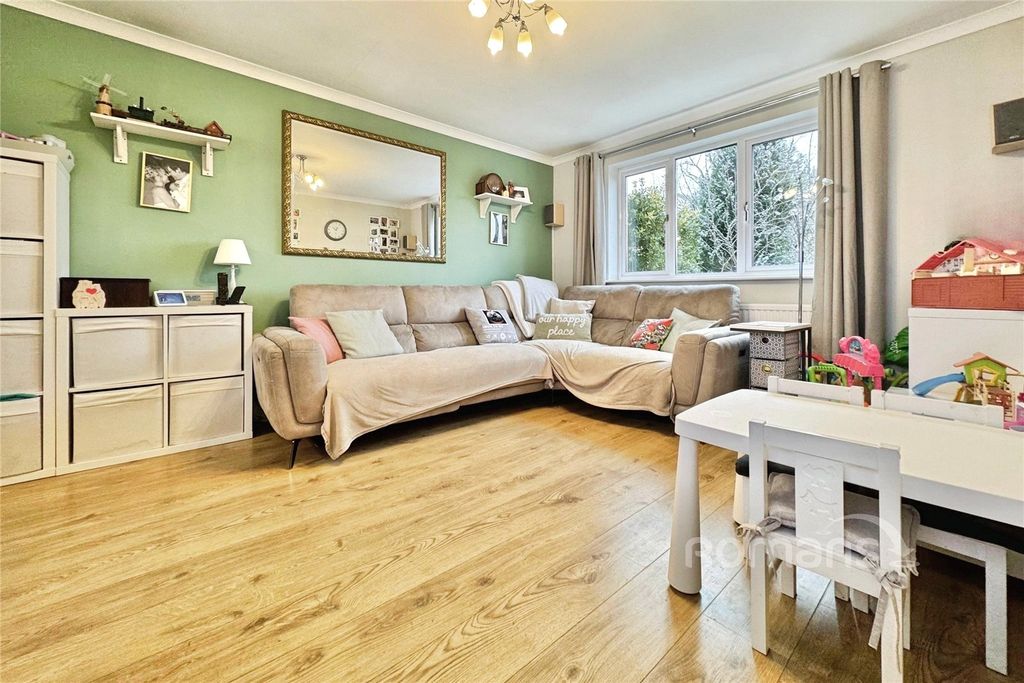Additional image 3 of 3 bed semi-detached house for saleWargrove Drive, College Town, Sandhurst GU47