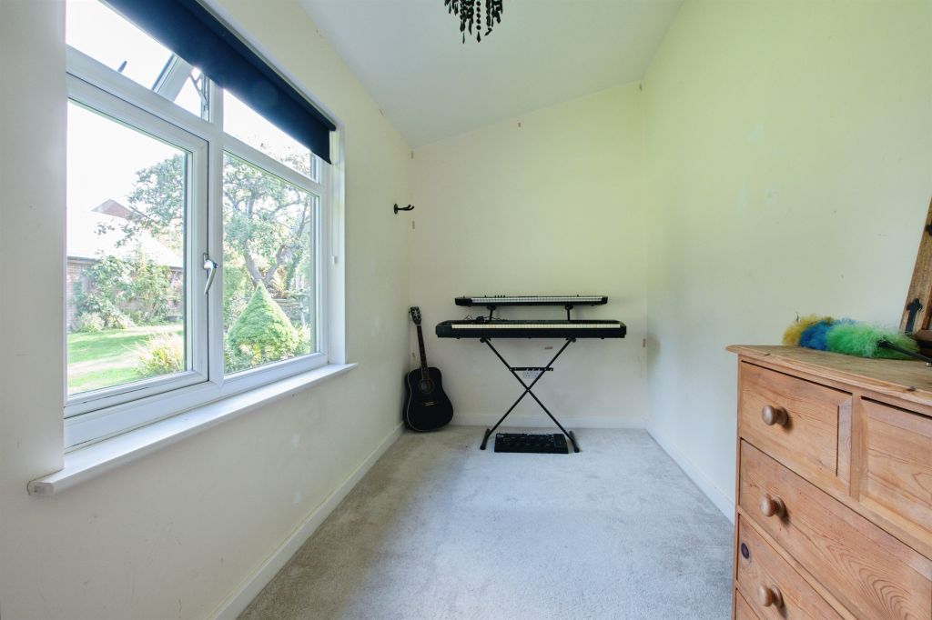 Additional image 16 of 8 bed detached house for saleSchool Road, Nomansland, Salisbury SP5