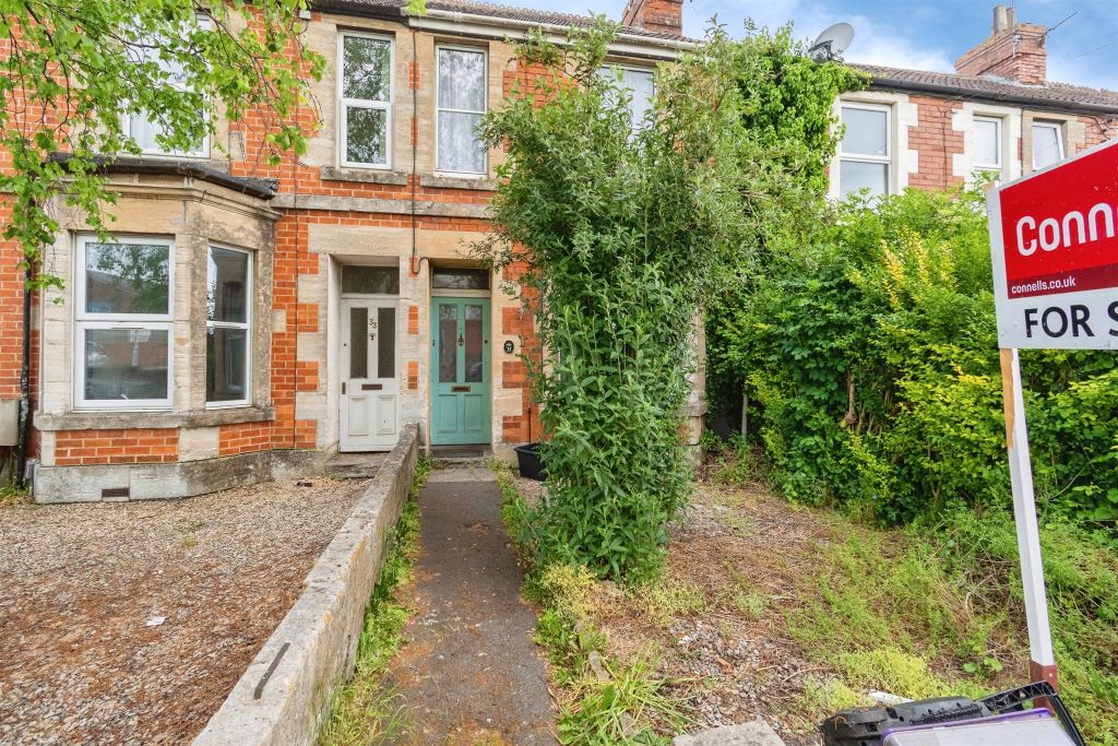 2 bed terraced house for saleBradley Road, Trowbridge BA14