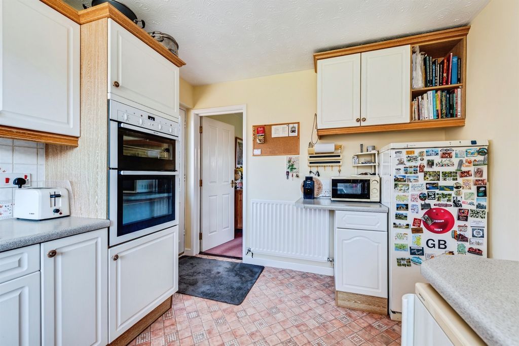 Additional image 7 of 5 bed link detached house for saleHigh Mead, Royal Wootton Bassett, Swindon SN4