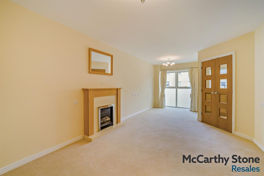 Additional image 2 of 1 bed flat for saleBowles Court, Westmead Lane, Chippenham, Wiltshire SN15