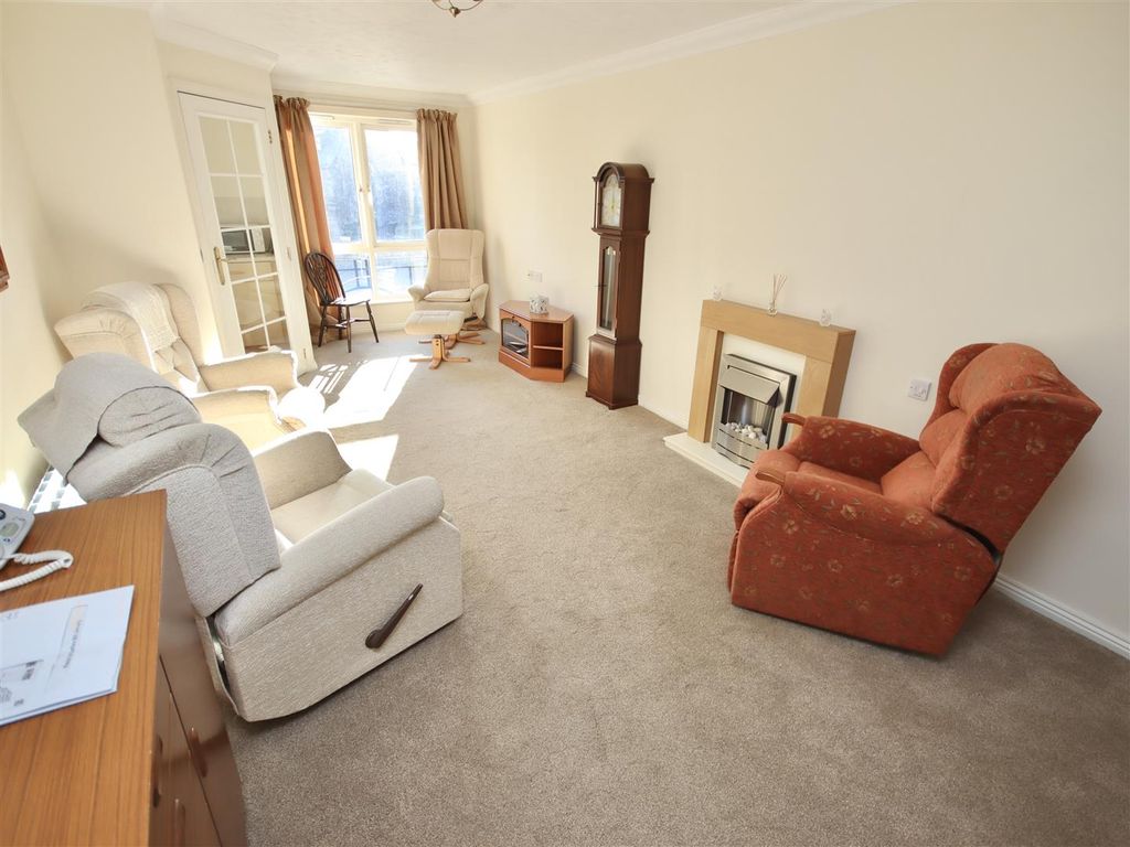 Additional image 2 of 1 bed flat for saleCastle Lodge, Chippenham SN15