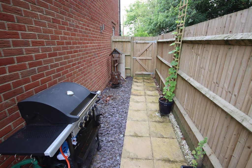 Additional image 18 of 3 bed semi-detached house for saleElms Road, Chippenham SN15
