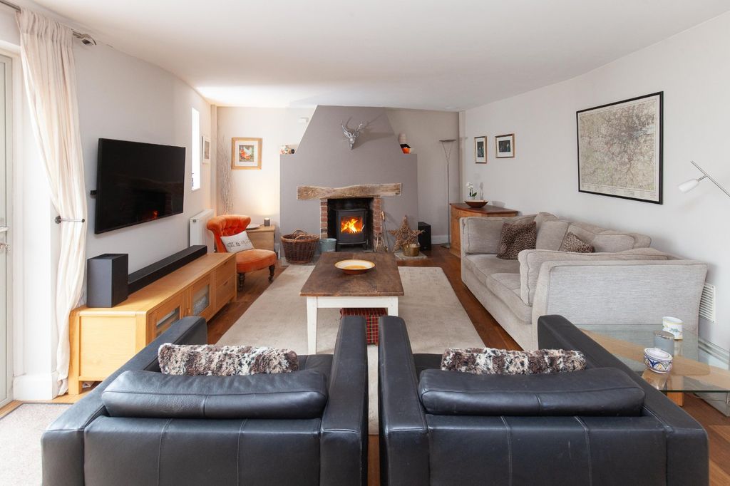 Additional image 5 of 6 bed detached house for saleDuck Street, Sutton Veny, Warminster, Wiltshire BA12