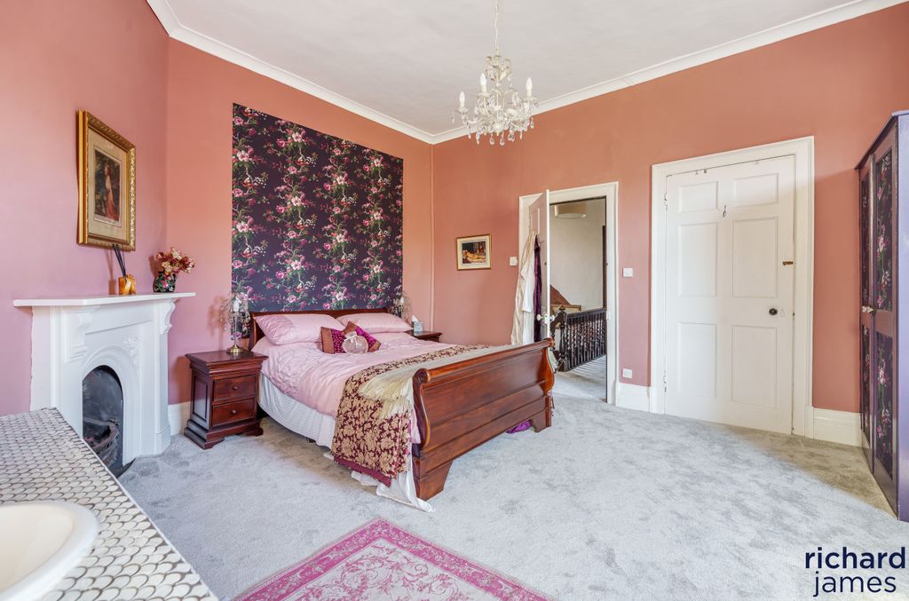 Additional image 23 of 6 bed detached house for saleHigh Street, Royal Wootton Bassett SN4