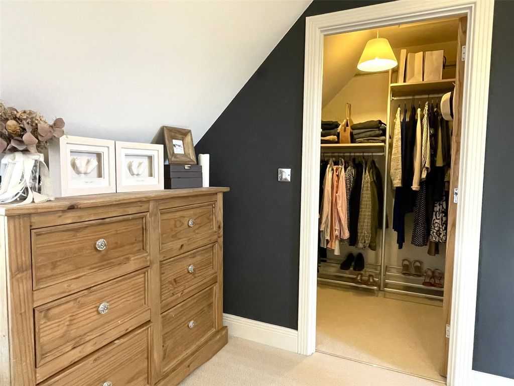 Additional image 18 of 5 bed detached house for saleGosling Close, Wanborough, Swindon SN4