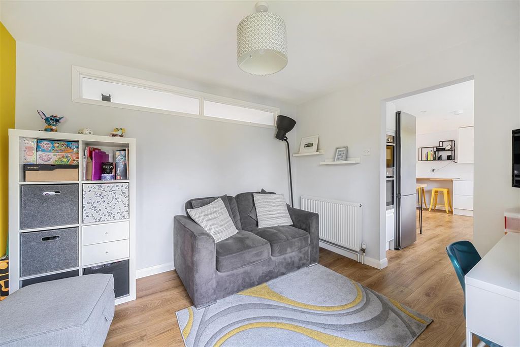Additional image 8 of 4 bed link detached house for saleLyneham Road Crowthorne, Berkshire RG45