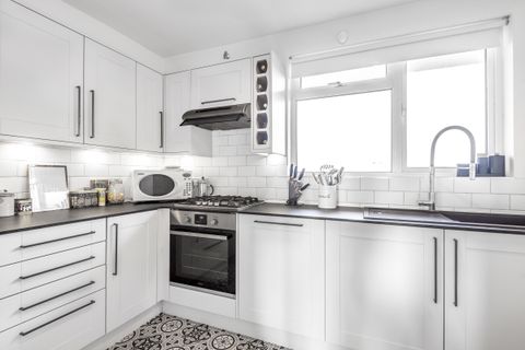 Hydethorpe Road, Balham, London SW12