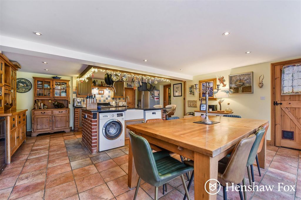 Additional image 6 of 7 bed detached house for saleSalisbury Road, Plaitford, Hampshire SO51