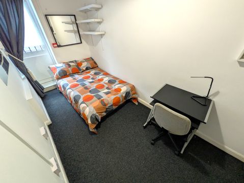 Raleigh Street, Nottingham NG7, Room to rent
