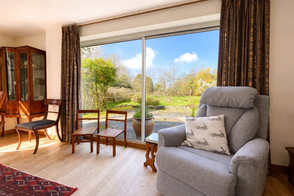 Additional image 6 of 4 bed country house for saleCanada Road, West Wellow, Romsey, Hampshire SO51