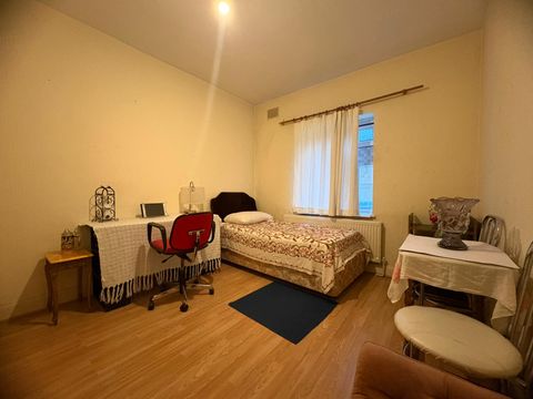 St. Stephens Road, Hounslow TW3, Room to rent
