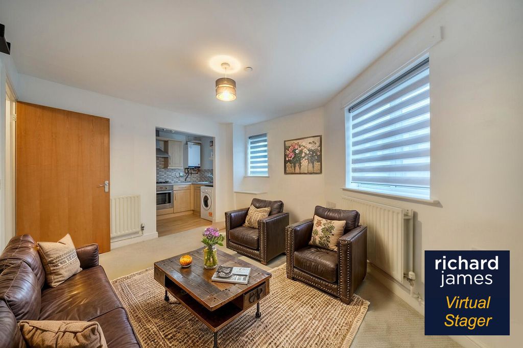 Additional image 2 of 1 bed flat for saleWhitney Street, Swindon SN1