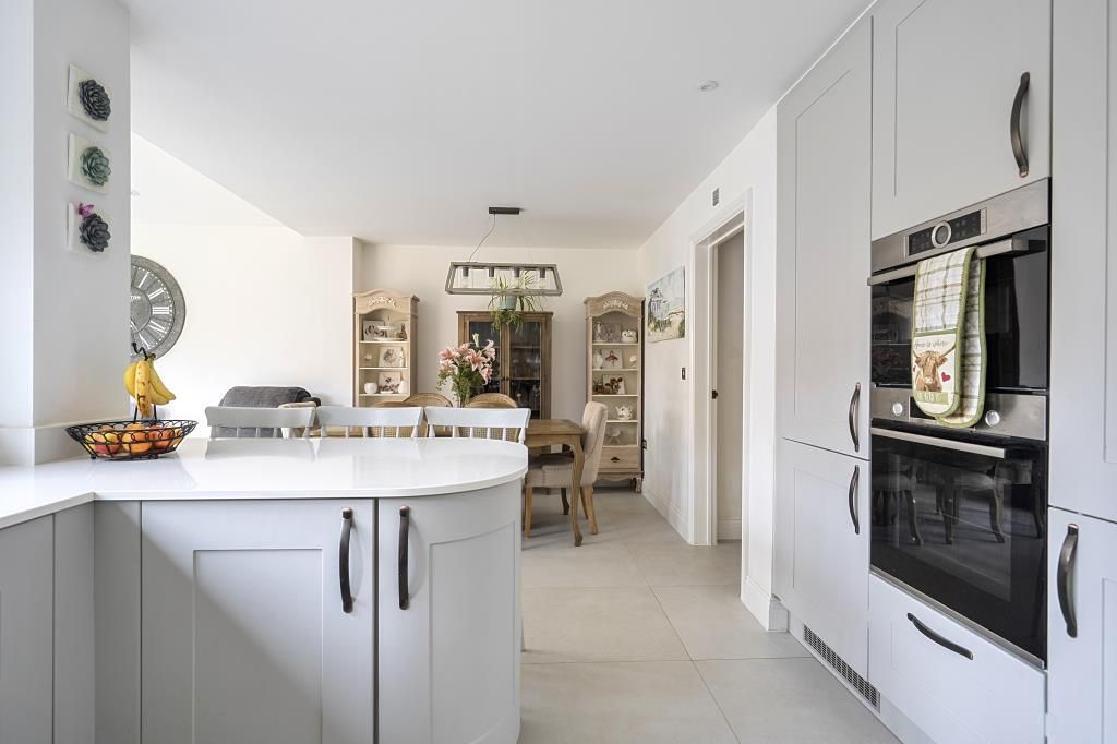 Additional image 7 of 5 bed detached house for saleAki Court, Blunsdon SN26