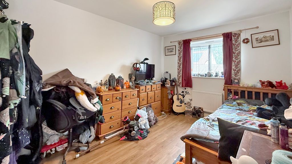 Additional image 7 of 4 bed semi-detached house for saleSwallows Rise, Westbury BA13