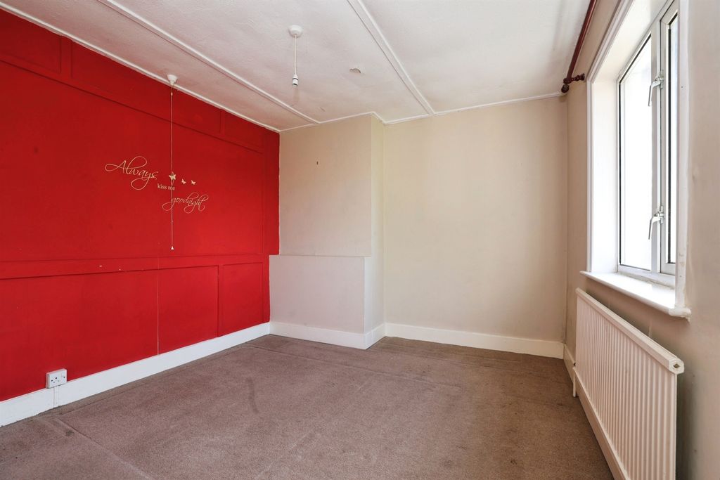 Additional image 7 of 3 bed semi-detached house for saleNursteed Road, Devizes SN10