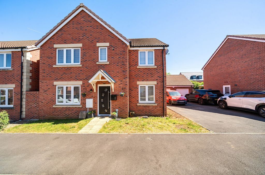 Additional image 23 of 5 bed detached house for salePolesdon Avenue, Coate, Swindon SN3