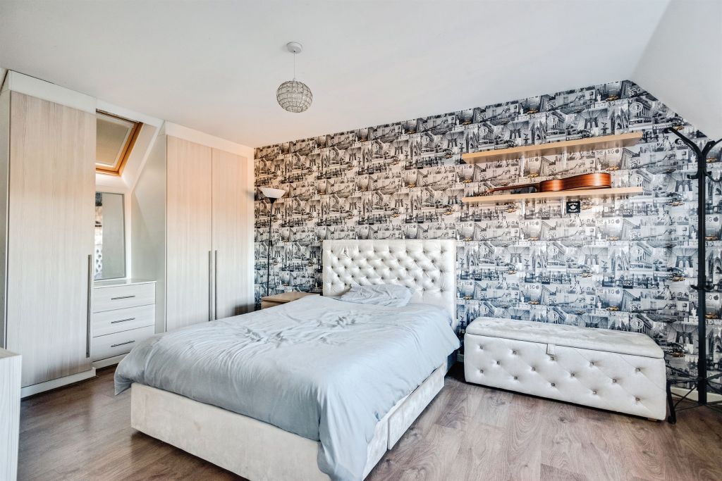 Additional image 11 of 5 bed detached house for saleMustang Way, Swindon SN5