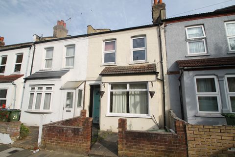 Malton Street Plumstead London SE18, Terraced house to rent