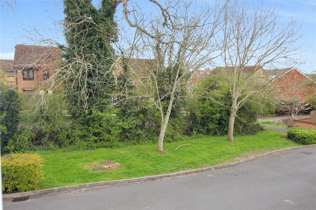 Additional image 2 of 3 bed detached house for saleDarius Way, Swindon, Wiltshire SN25
