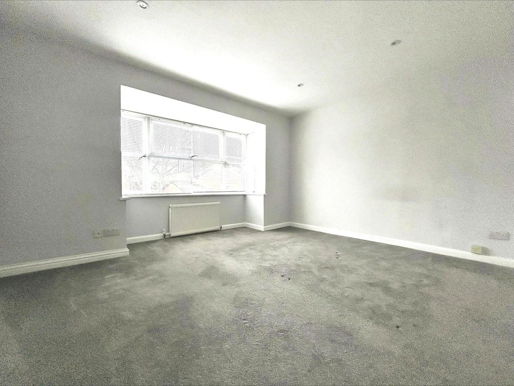 Additional image 8 of 4 bed detached house for saleHale End, Bracknell, Berkshire RG12