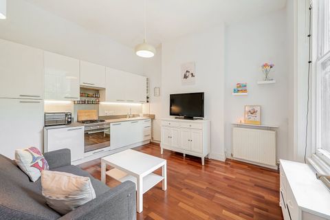 Ladbroke Grove, London, Greater London W10