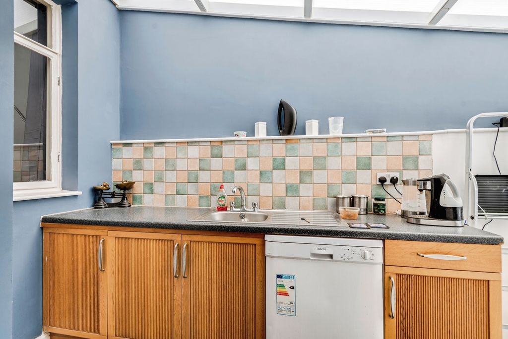 Additional image 12 of 3 bed terraced house for saleCricklade Road, Swindon, Wiltshire SN2