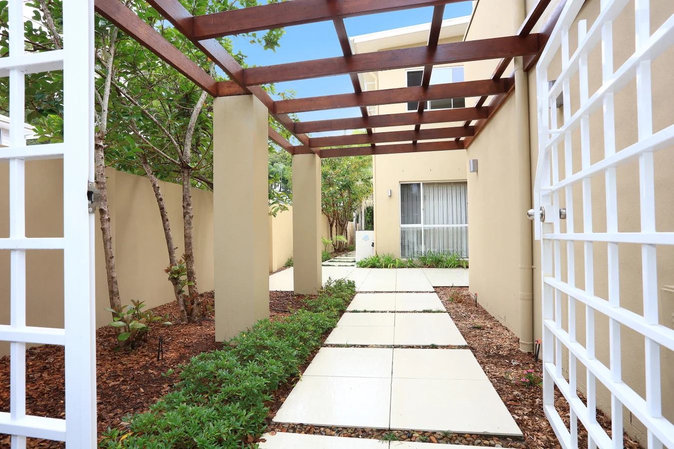Additional image 10 of Benowa QLD 4217