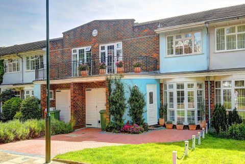 Broom Lock, Teddington TW11