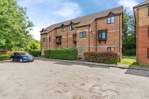 Brunel Road, Redbridge, Southampton, Hampshire SO15