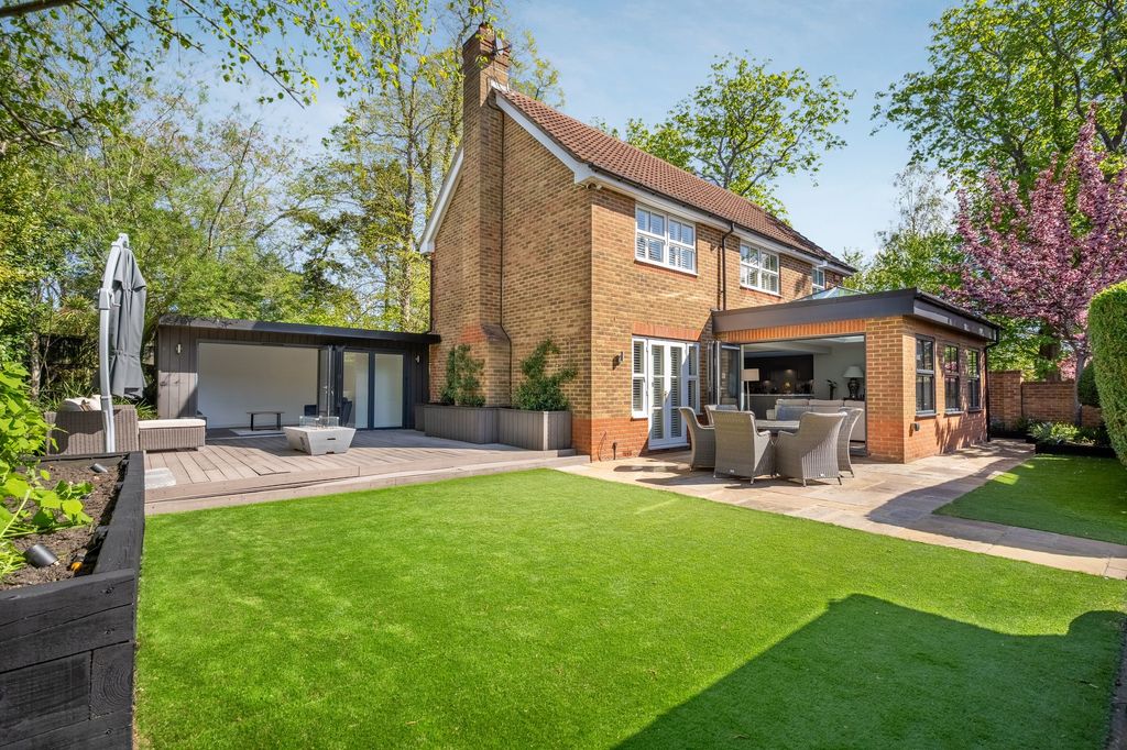 Additional image 14 of 4 bed detached house for saleRoundshead Drive, Warfield RG42