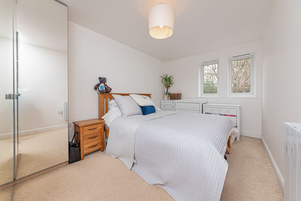 Additional image 5 of 2 bed flat for saleLondon Road, Ascot SL5