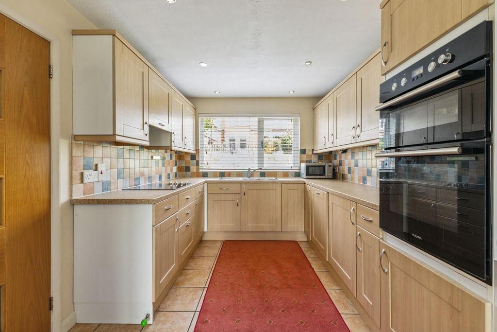 Additional image 3 of 3 bed property for saleVictoria Road, Salisbury SP1