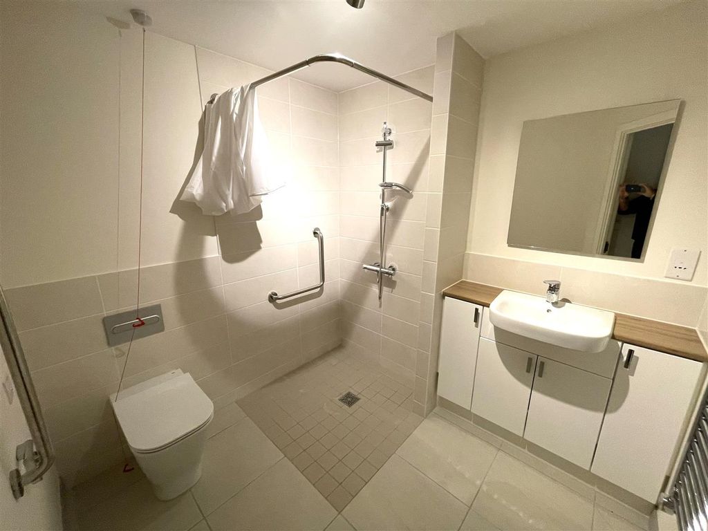 Additional image 9 of 1 bed property for saleLowry Way, Swindon SN3