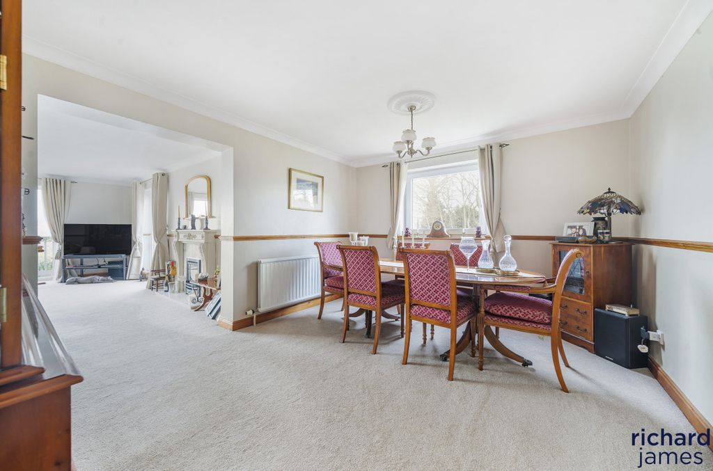 Additional image 11 of 4 bed detached house for saleThe Ridge, Blunsdon SN26