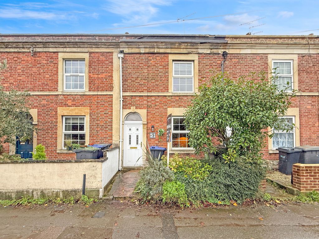 2 bed terraced house for saleWingfield Road, Trowbridge BA14