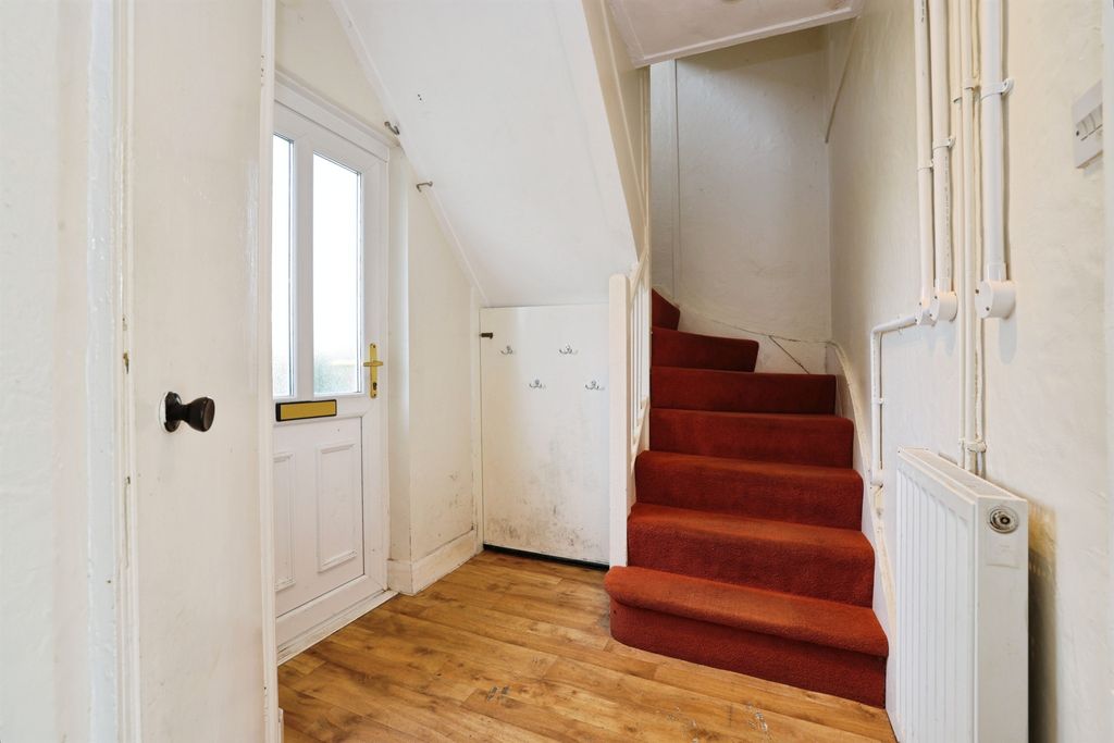 Additional image 2 of 3 bed semi-detached house for saleNursteed Road, Devizes SN10