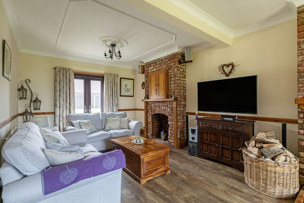 Additional image 5 of 5 bed detached house for saleLopcombe, Salisbury SP5