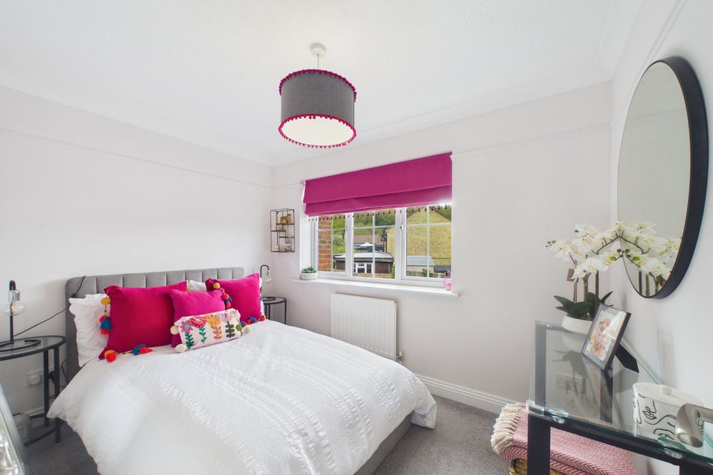 Additional image 11 of 2 bed terraced house for saleHoratio Avenue, Warfield, Berkshire RG42