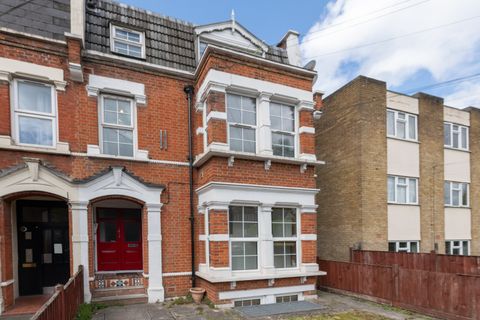 Teesdale Road, London E11