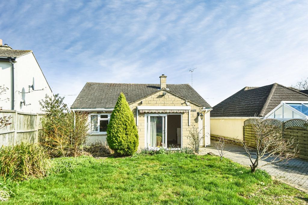 Additional image 12 of 3 bed detached bungalow for saleLong Ridings, Chippenham SN15
