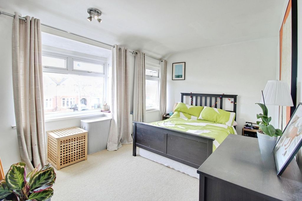 Additional image 6 of 2 bed end terrace house for saleWhitby Grove, Rodbourne Cheney SN2